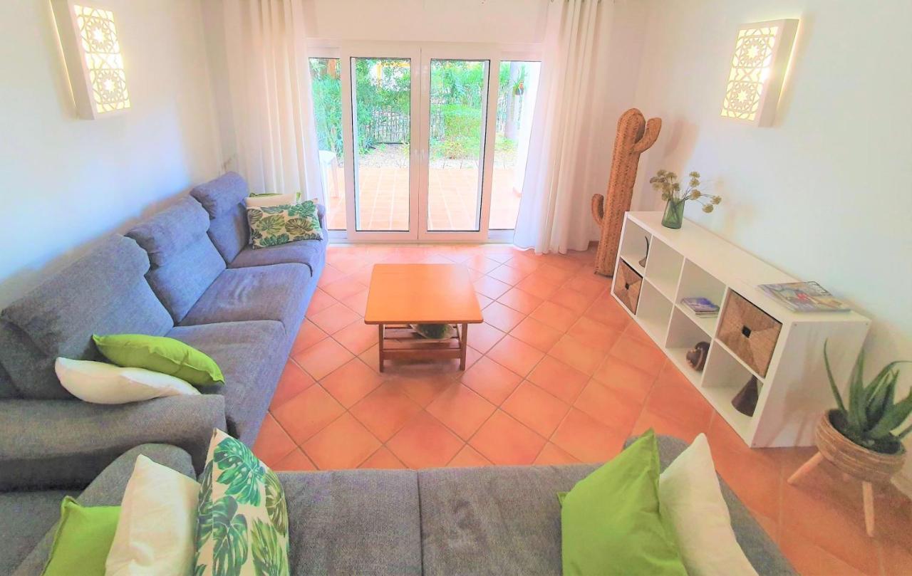Apartment 2 Bedroom Groundfloor Swimming Pool *